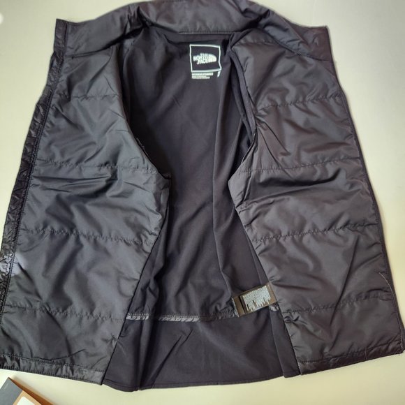 THE NORTH FACE  Women's Winter Warm Vest in Black, Medium - Picture 11 of 16